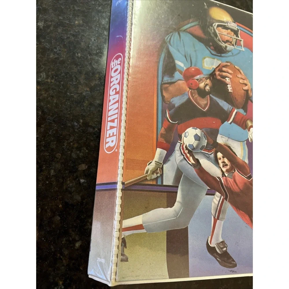 Vintage Mead The Organizer School Binder Sports‎ Football Basketball Soccer Ball